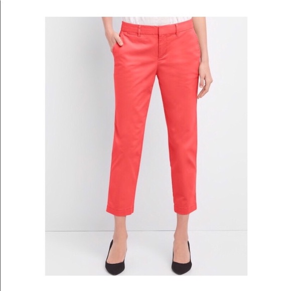 Ann Taylor Pants - Ann Taylor Hot Coral Capri slacks curvy EUC 10